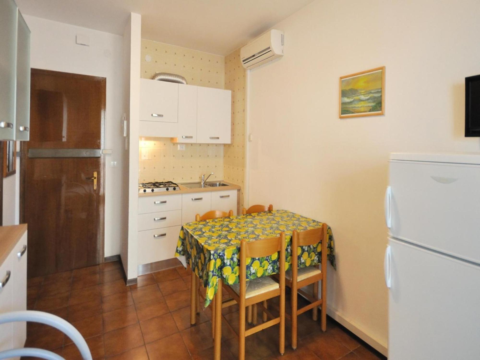 Apartment In Bibione Near Sea Beach Exteriör bild